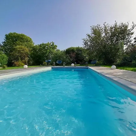 Oda ve Kahvaltı Lealie 4*