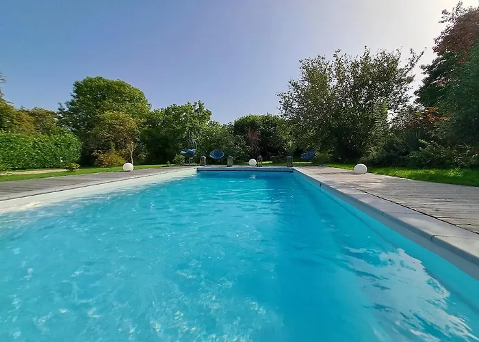 Couette-café Lealie 4*